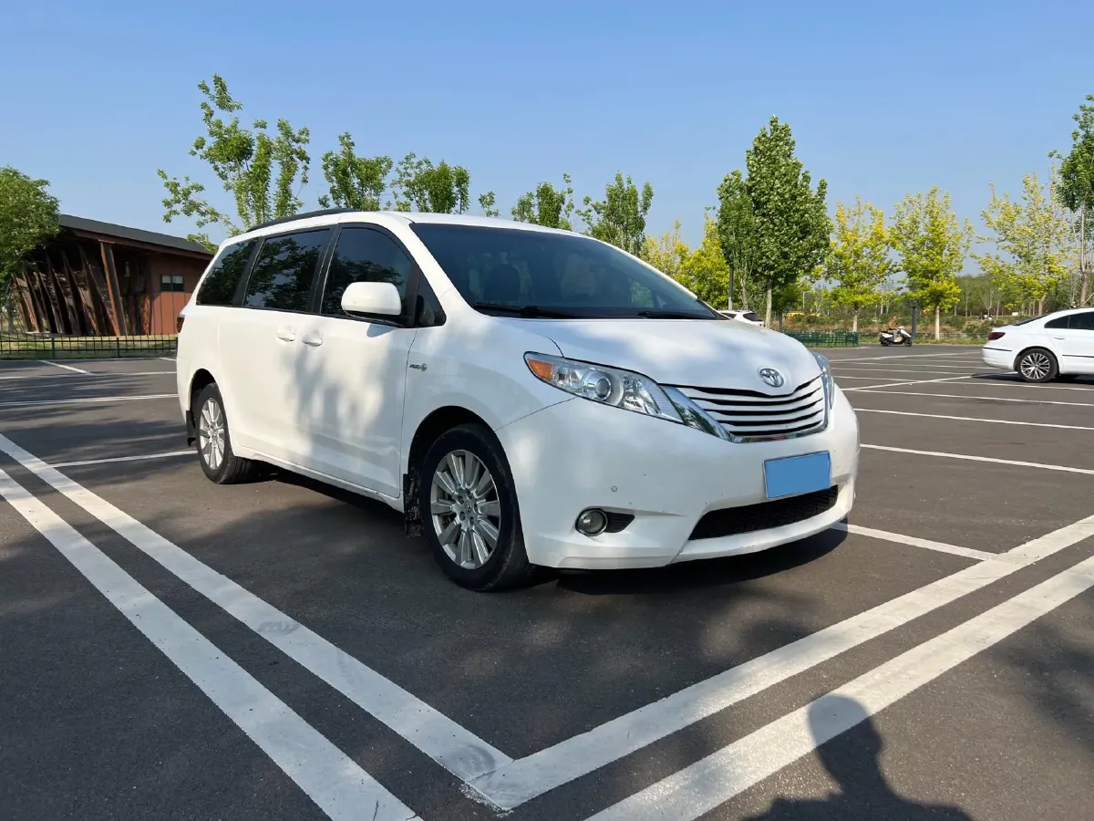 2017 Foton Sauvana 2.8T 177HP L4 6AT,autocango,china used car exporter,china ev exporter,chinese used car exporter,chinese used ev exporter