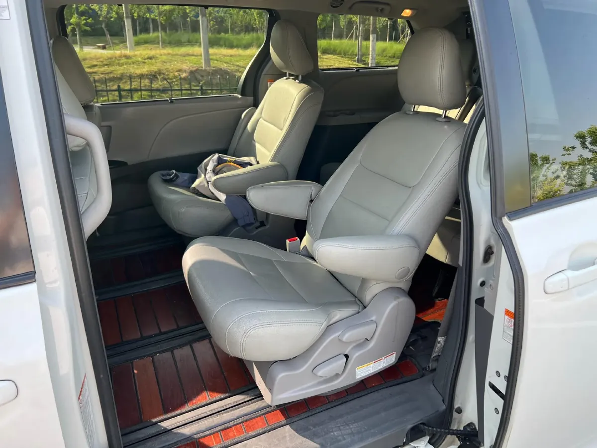 2017 Foton Sauvana 2.8T 177HP L4 6AT,autocango,china used car exporter,china ev exporter,chinese used car exporter,chinese used ev exporter