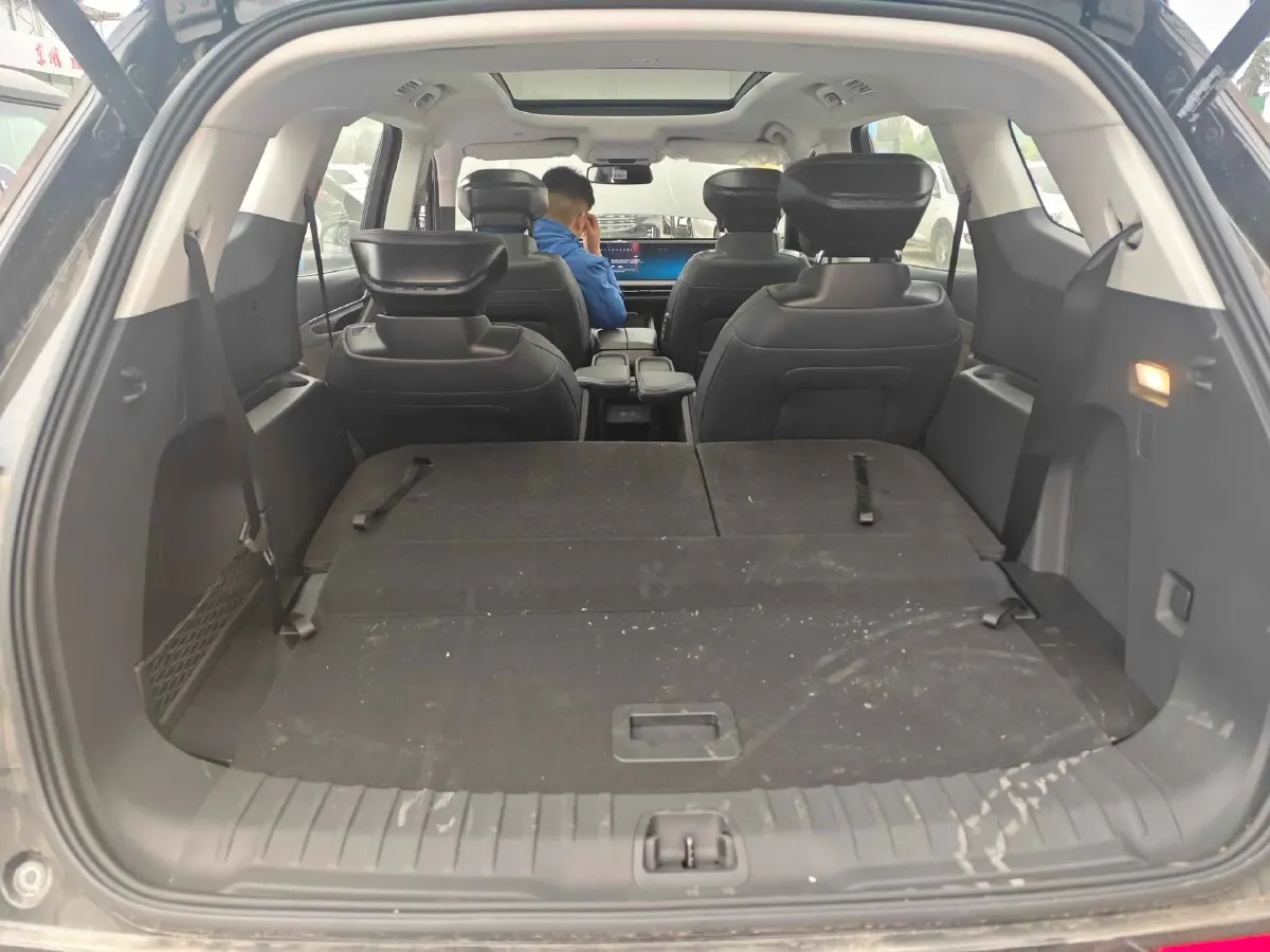 2025 Ford Edge 2.0T 252HP L4 8AT,autocango,china used car exporter,china ev exporter,chinese used car exporter,chinese used ev exporter