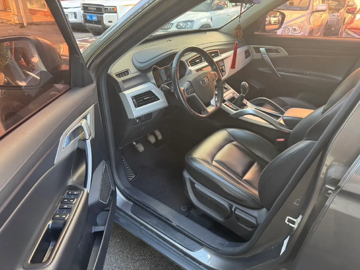 2018 Geely Azkarra 2.0L 141HP L4 6MT,autocango,china used car exporter,china ev exporter,chinese used car exporter,chinese used ev exporter