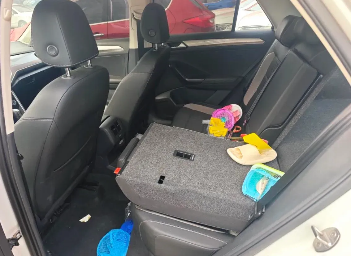 2019 Volkswagen T-Roc 1.4T 150HP L4 7DCT,autocango,china used car exporter,china ev exporter,chinese used car exporter,chinese used ev exporter