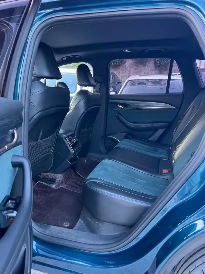 2021 Geely Monjaro 2.0T 218HP L4 7DCT,autocango,china used car exporter,china ev exporter,chinese used car exporter,chinese used ev exporter