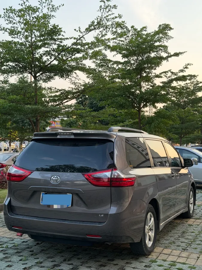 2019 Toyota Camry 2.0L 178HP L4 CVT,autocango,china used car exporter,china ev exporter,chinese used car exporter,chinese used ev exporter