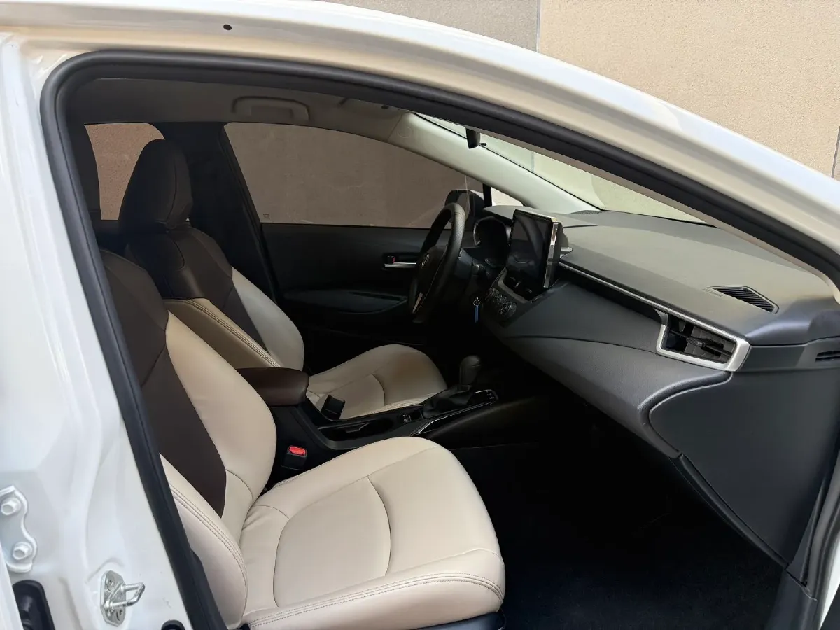 2019 Toyota Corolla 1.2T 116HP L4 CVT,autocango,china used car exporter,china ev exporter,chinese used car exporter,chinese used ev exporter