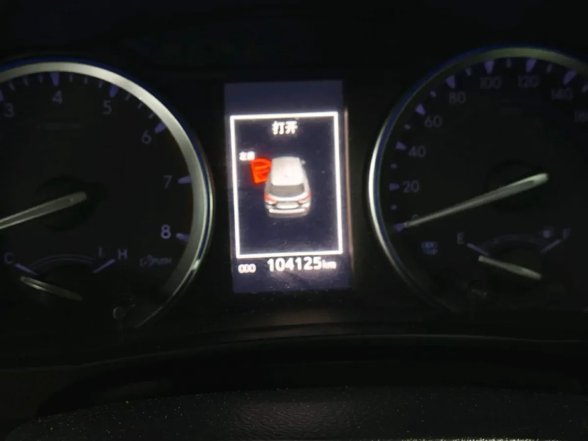 2018 Jeep Grand Commander 2.0T 265HP L4 9AT,autocango,china used car exporter,china ev exporter,chinese used car exporter,chinese used ev exporter