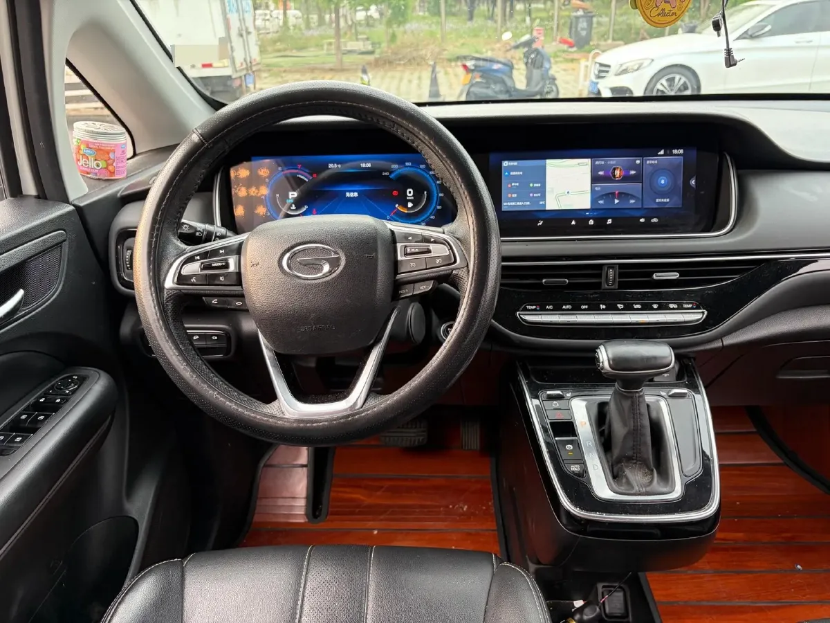 2021 GAC Trumpchi M6 1.5T 169HP L4 7DCT,autocango,china used car exporter,china ev exporter,chinese used car exporter,chinese used ev exporter