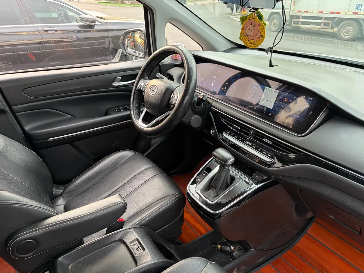 2021 GAC Trumpchi M6 1.5T 169HP L4 7DCT,autocango,china used car exporter,china ev exporter,chinese used car exporter,chinese used ev exporter