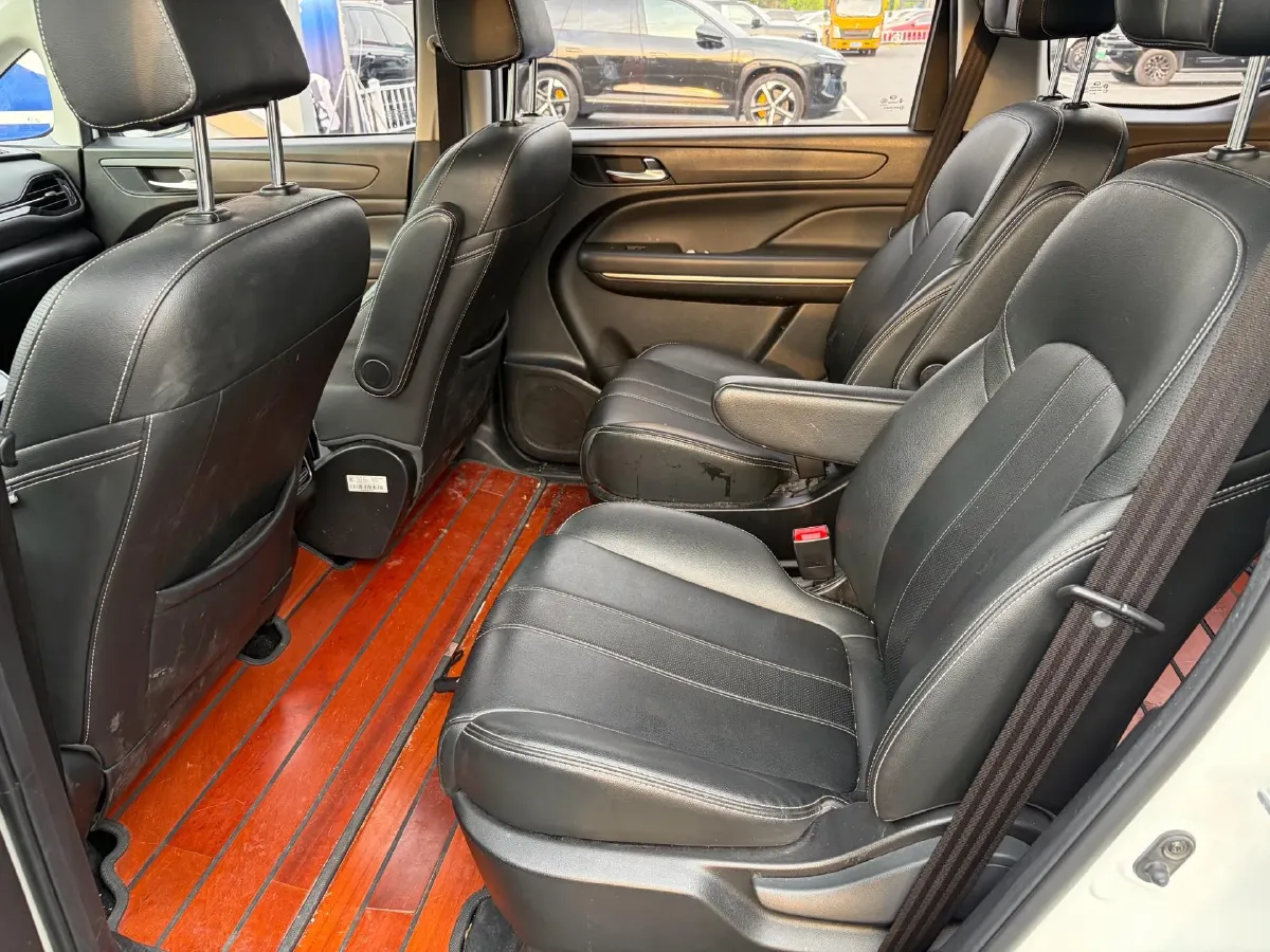 2021 GAC Trumpchi M6 1.5T 169HP L4 7DCT,autocango,china used car exporter,china ev exporter,chinese used car exporter,chinese used ev exporter