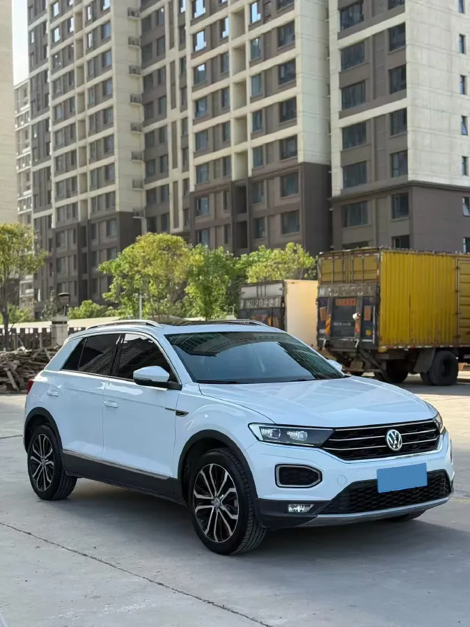 2020 Volkswagen T-Roc 1.4T 150HP L4 7DCT,autocango,china used car exporter,china ev exporter,chinese used car exporter,chinese used ev exporter