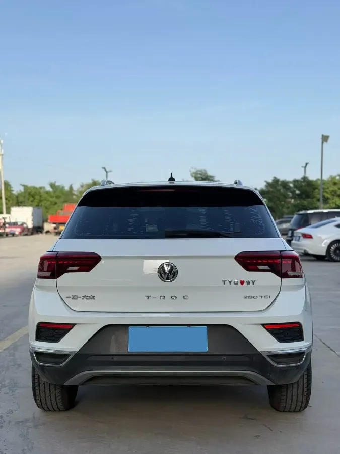 2020 Volkswagen T-Roc 1.4T 150HP L4 7DCT,autocango,china used car exporter,china ev exporter,chinese used car exporter,chinese used ev exporter