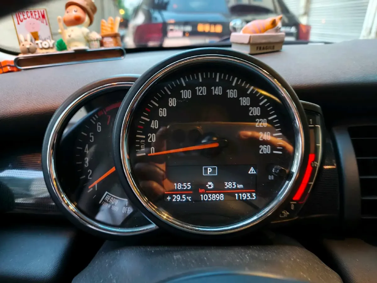 2019 MINI MINI 2.0T 192HP L4 7DCT,autocango,china used car exporter,china ev exporter,chinese used car exporter,chinese used ev exporter