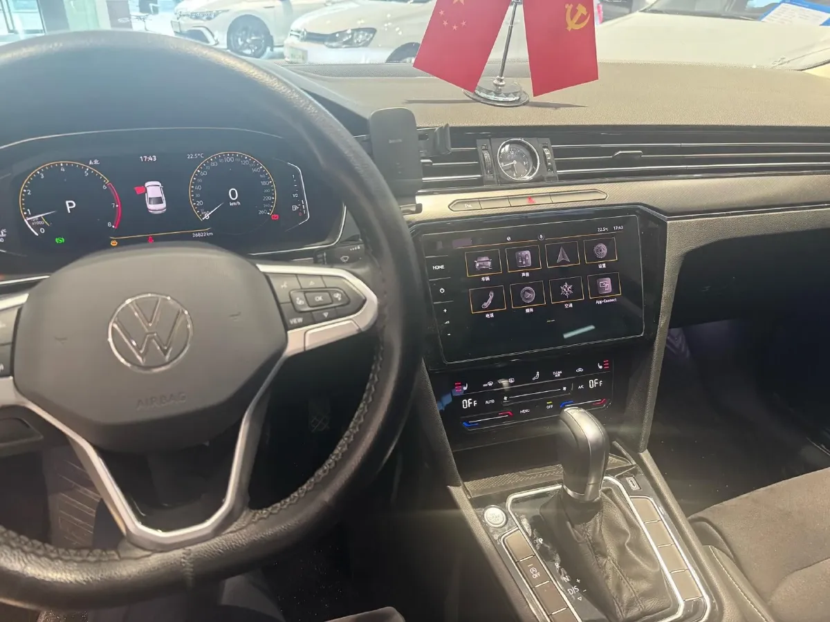 2020 Volkswagen Magotan 2.0T 186HP L4 7DCT,autocango,china used car exporter,china ev exporter,chinese used car exporter,chinese used ev exporter