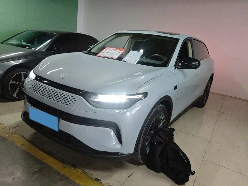 2023 Leapmotor C11 Range Extended 131HP REEV 30.1KWH,autocango,china used car exporter,china ev exporter,chinese used car exporter,chinese used ev exporter