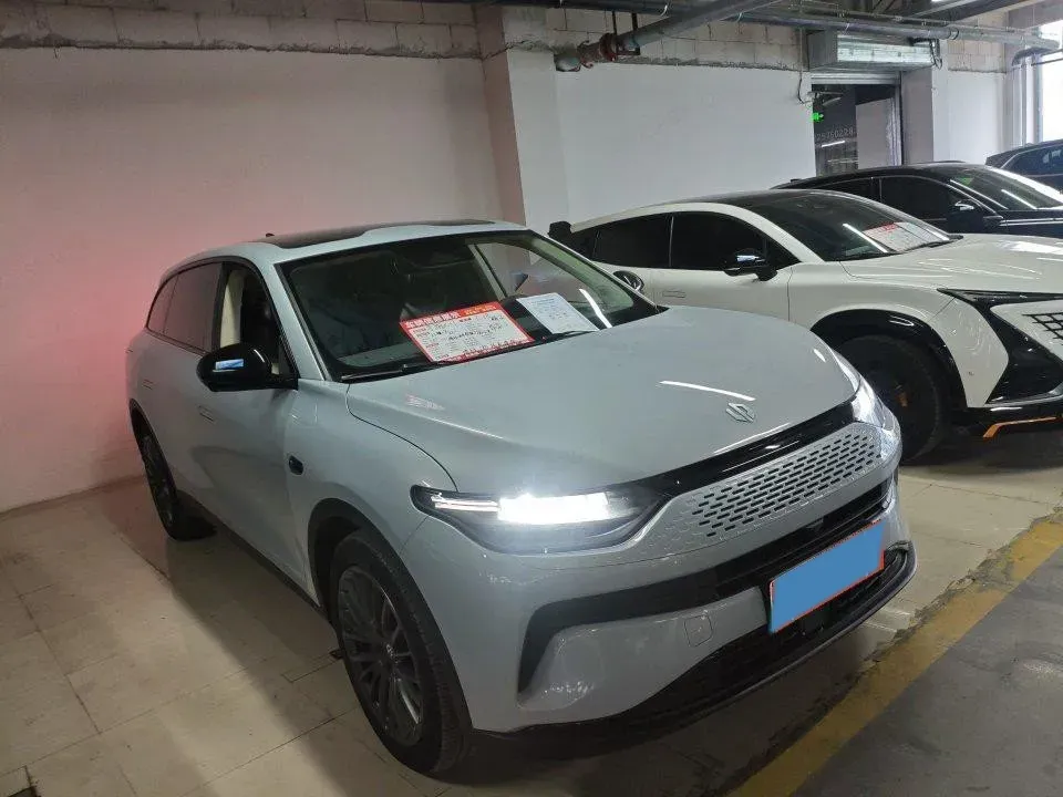 2023 Leapmotor C11 Range Extended 131HP REEV 30.1KWH,autocango,china used car exporter,china ev exporter,chinese used car exporter,chinese used ev exporter