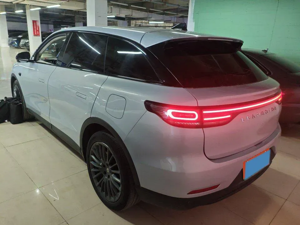 2023 Leapmotor C11 Range Extended 131HP REEV 30.1KWH,autocango,china used car exporter,china ev exporter,chinese used car exporter,chinese used ev exporter
