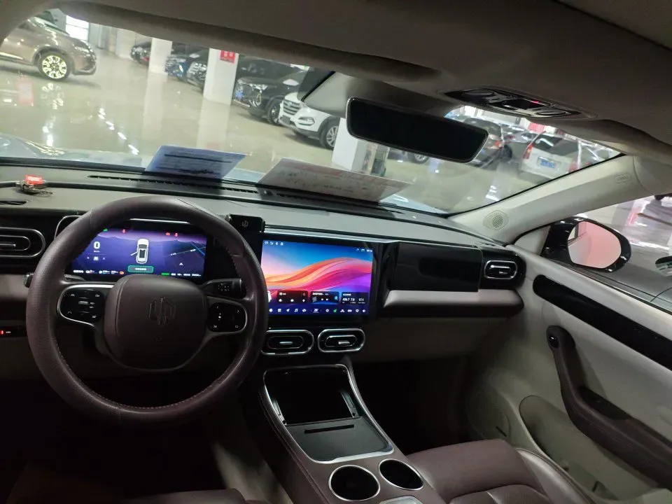 2023 Leapmotor C11 Range Extended 131HP REEV 30.1KWH,autocango,china used car exporter,china ev exporter,chinese used car exporter,chinese used ev exporter