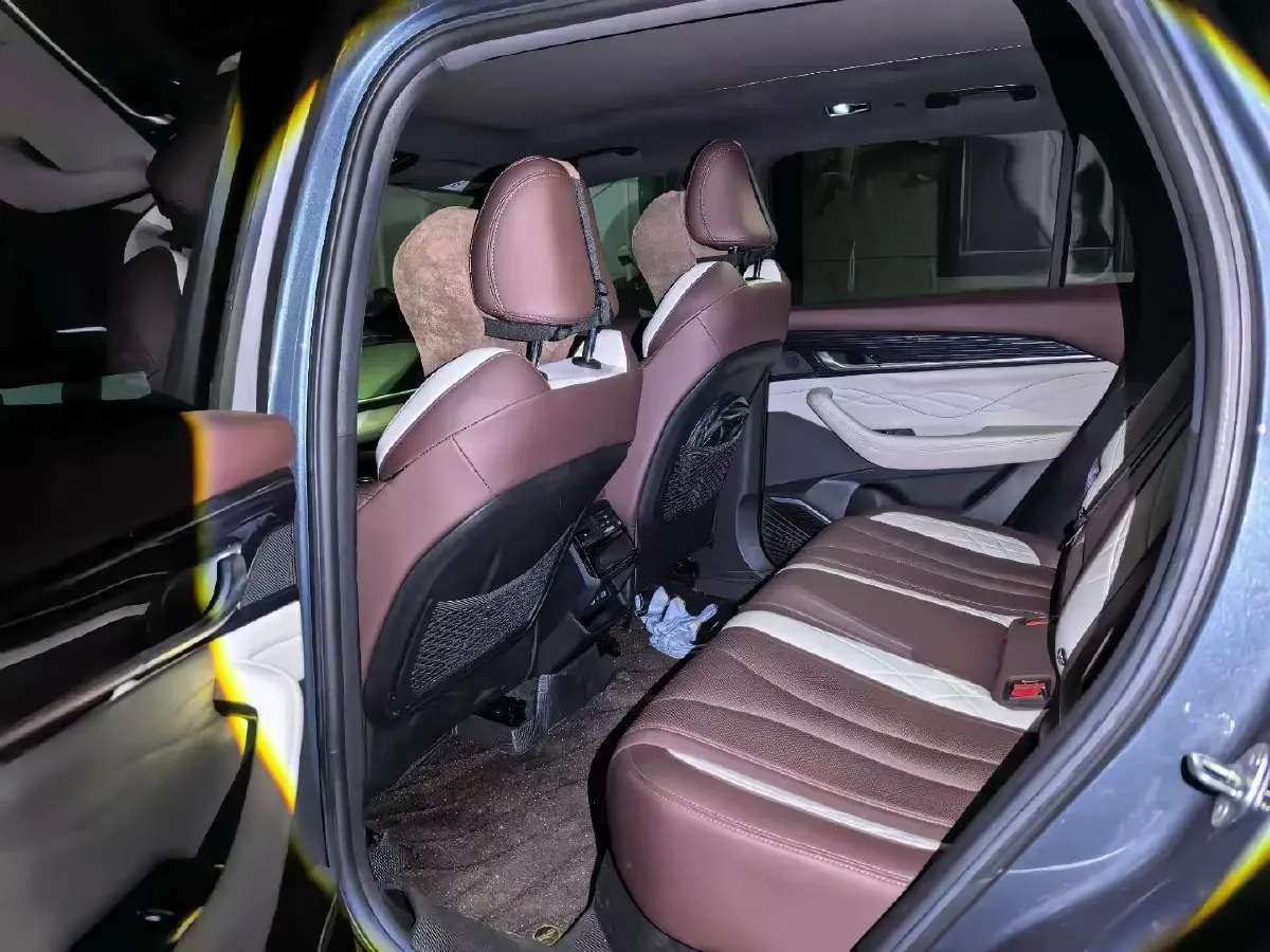 2021 Geely Monjaro 2.0T 218HP L4 7DCT,autocango,china used car exporter,china ev exporter,chinese used car exporter,chinese used ev exporter