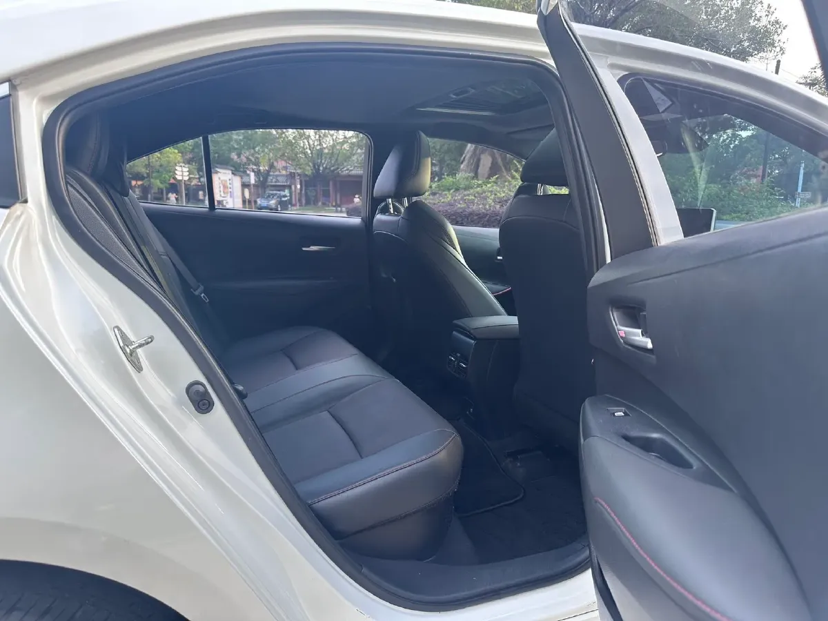 2022 Toyota Levin 1.8L 98HP L4 E-CVT Hybrid,autocango,china used car exporter,china ev exporter,chinese used car exporter,chinese used ev exporter