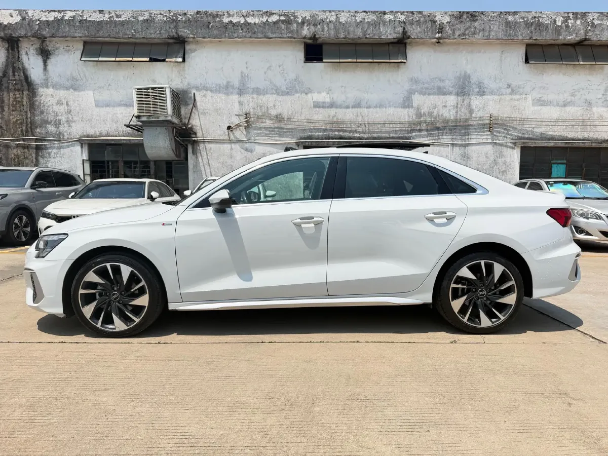 2022 Audi A3 1.4T 150HP L4 7DCT,autocango,china used car exporter,china ev exporter,chinese used car exporter,chinese used ev exporter