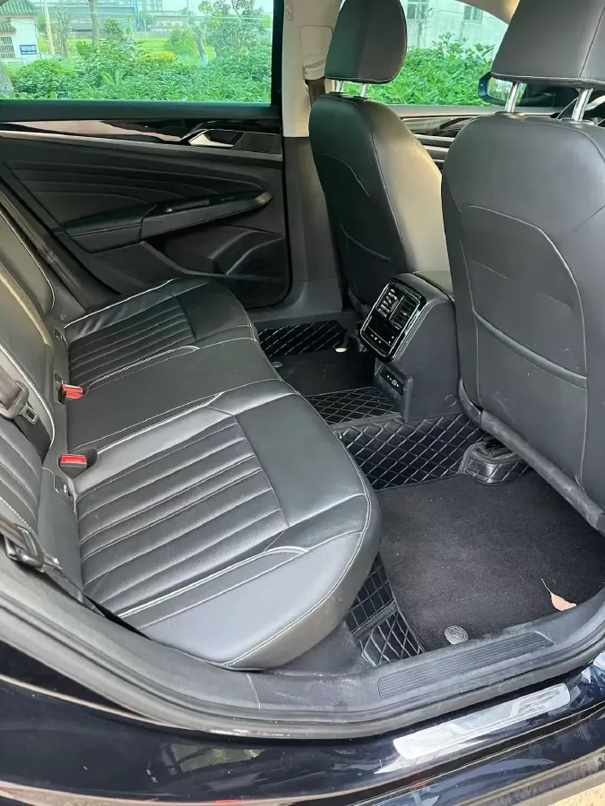 2023 Volkswagen Passat 2.0T 186HP L4 7DCT,autocango,china used car exporter,china ev exporter,chinese used car exporter,chinese used ev exporter