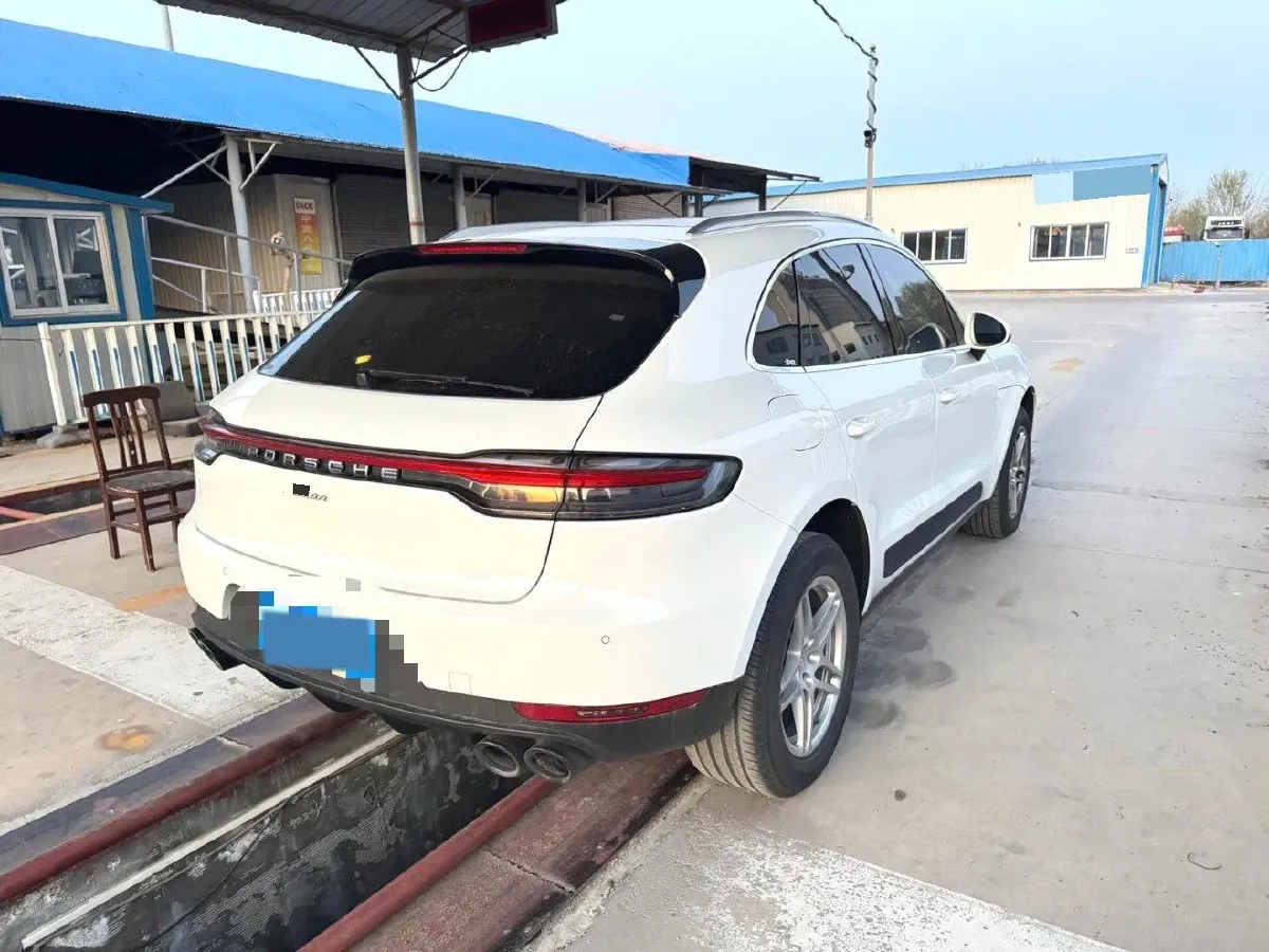 2018 Porsche Macan 2.0T 252HP L4 7DCT,autocango,china used car exporter,china ev exporter,chinese used car exporter,chinese used ev exporter