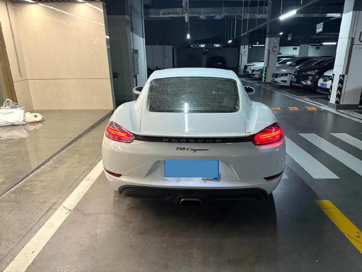 2018 Porsche 718 2.0T 250HP H4 7DCT,autocango,china used car exporter,china ev exporter,chinese used car exporter,chinese used ev exporter