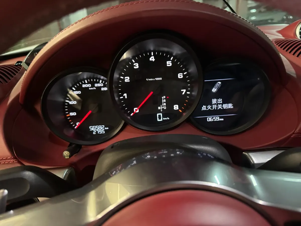 2018 Porsche 718 2.0T 250HP H4 7DCT,autocango,china used car exporter,china ev exporter,chinese used car exporter,chinese used ev exporter