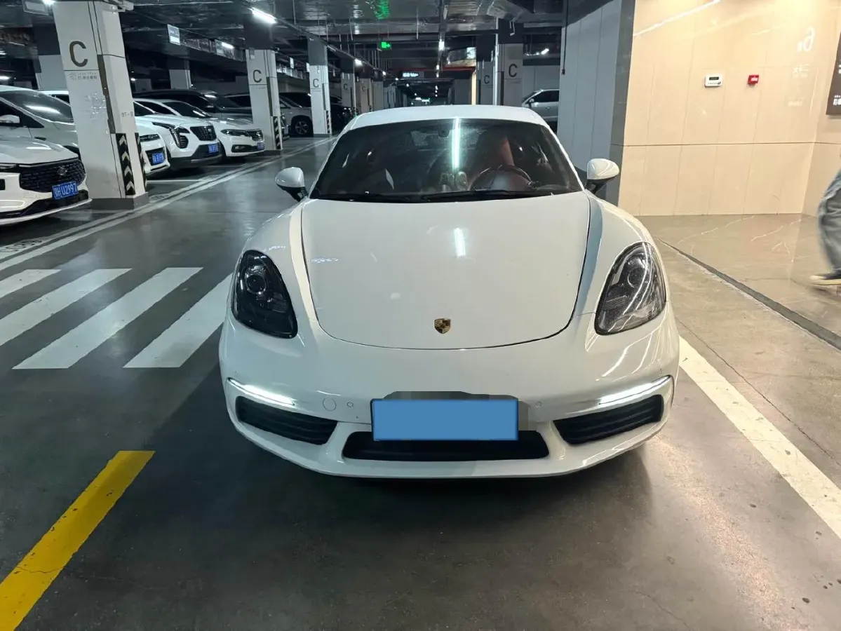 2018 Porsche 718 2.0T 250HP H4 7DCT,autocango,china used car exporter,china ev exporter,chinese used car exporter,chinese used ev exporter