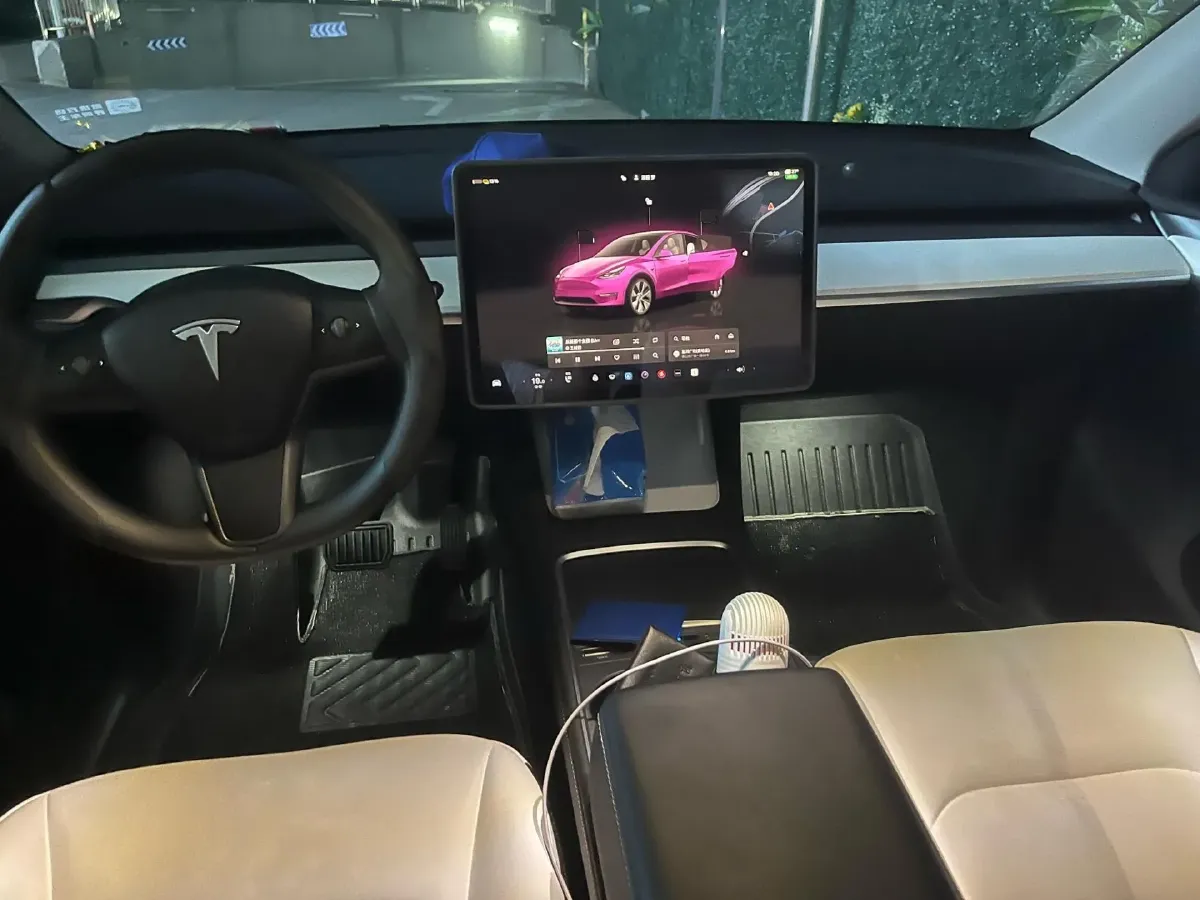 2022 Tesla Model Y BEV 60KWH,autocango,china used car exporter,china ev exporter,chinese used car exporter,chinese used ev exporter