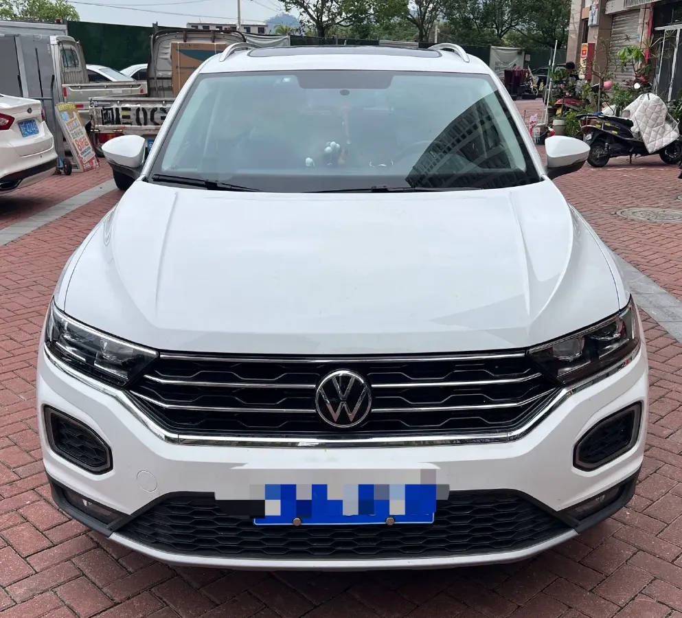 2022 Volkswagen T-Roc 1.4T 150HP L4 7DCT,autocango,china used car exporter,china ev exporter,chinese used car exporter,chinese used ev exporter