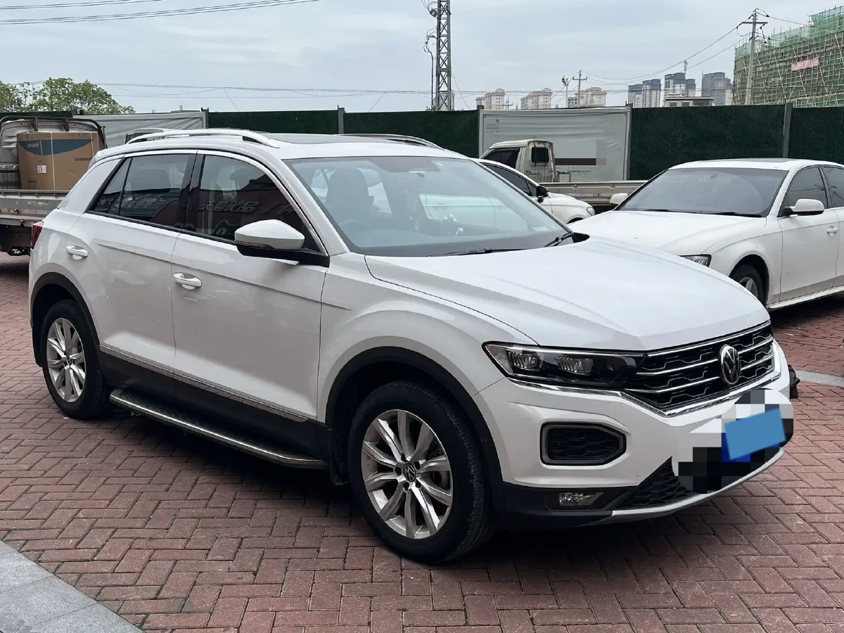 2022 Volkswagen T-Roc 1.4T 150HP L4 7DCT,autocango,china used car exporter,china ev exporter,chinese used car exporter,chinese used ev exporter