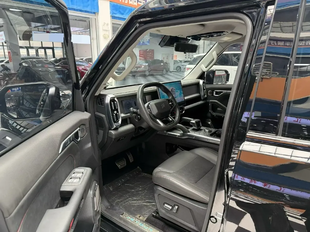 2023 Jetour Traveller 2.0T 254HP L4 7DCT,autocango,china used car exporter,china ev exporter,chinese used car exporter,chinese used ev exporter