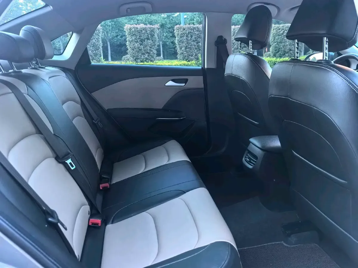 2020 Chevrolet Monza 1.5L 113HP L4 6AT,autocango,china used car exporter,china ev exporter,chinese used car exporter,chinese used ev exporter