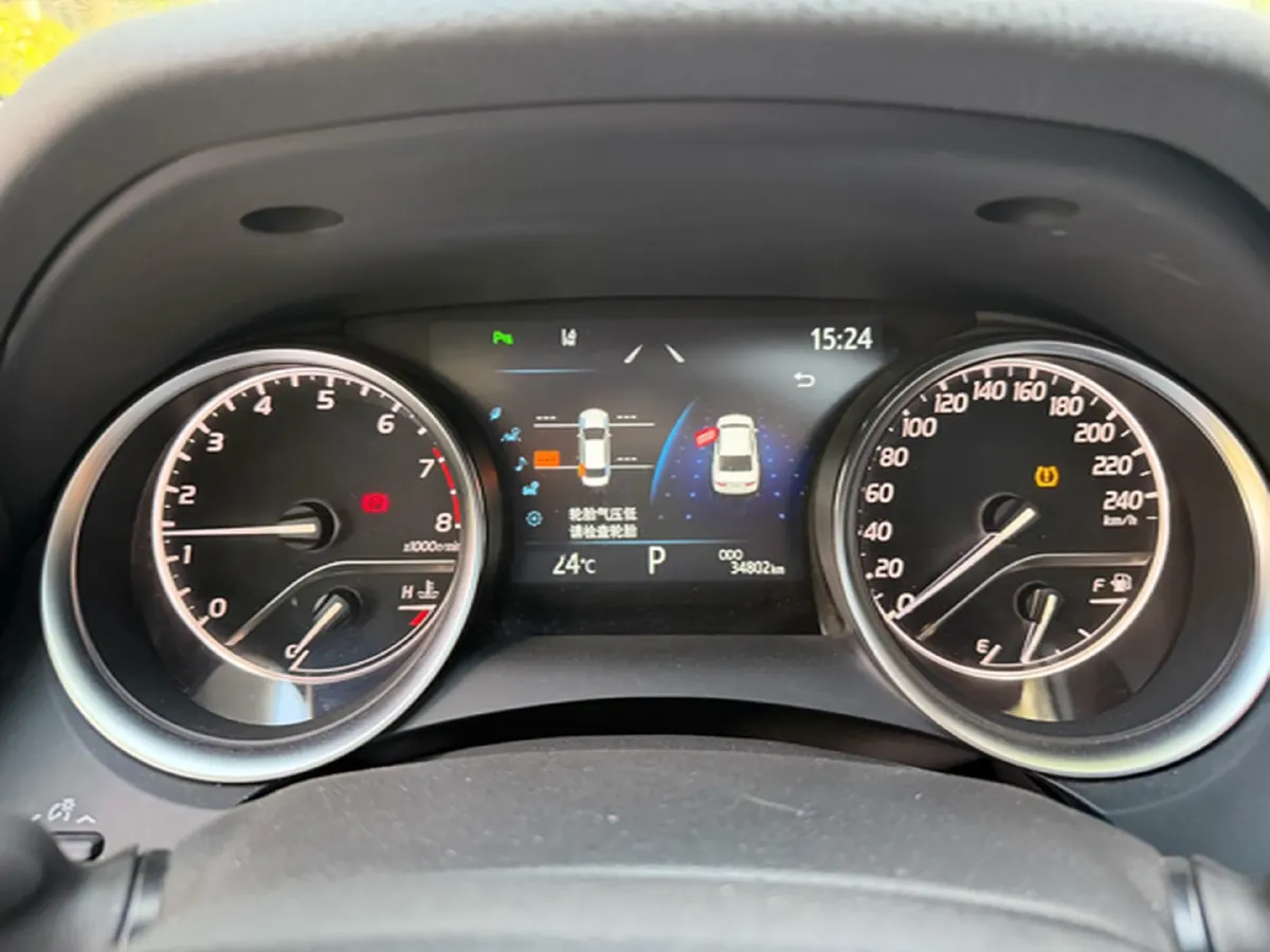 2023 Toyota Camry 2.0L 177HP L4 CVT,autocango,china used car exporter,china ev exporter,chinese used car exporter,chinese used ev exporter