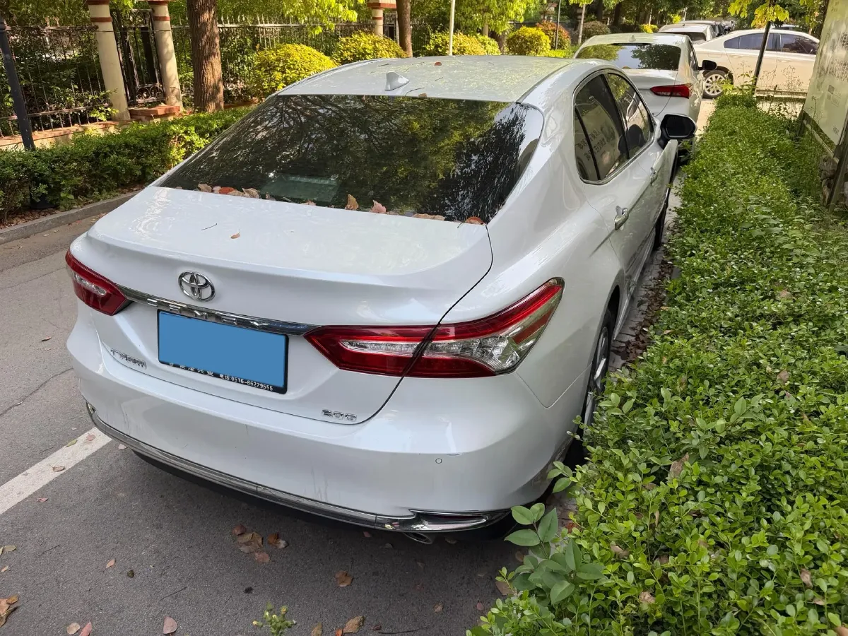 2023 Toyota Camry 2.0L 177HP L4 CVT,autocango,china used car exporter,china ev exporter,chinese used car exporter,chinese used ev exporter