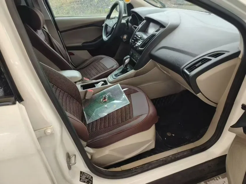 2017 Ford Focus 1.6L 125HP L4 6DCT,autocango,china used car exporter,china ev exporter,chinese used car exporter,chinese used ev exporter