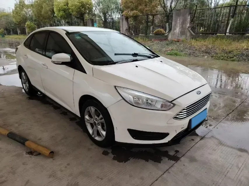2017 Ford Focus 1.6L 125HP L4 6DCT,autocango,china used car exporter,china ev exporter,chinese used car exporter,chinese used ev exporter