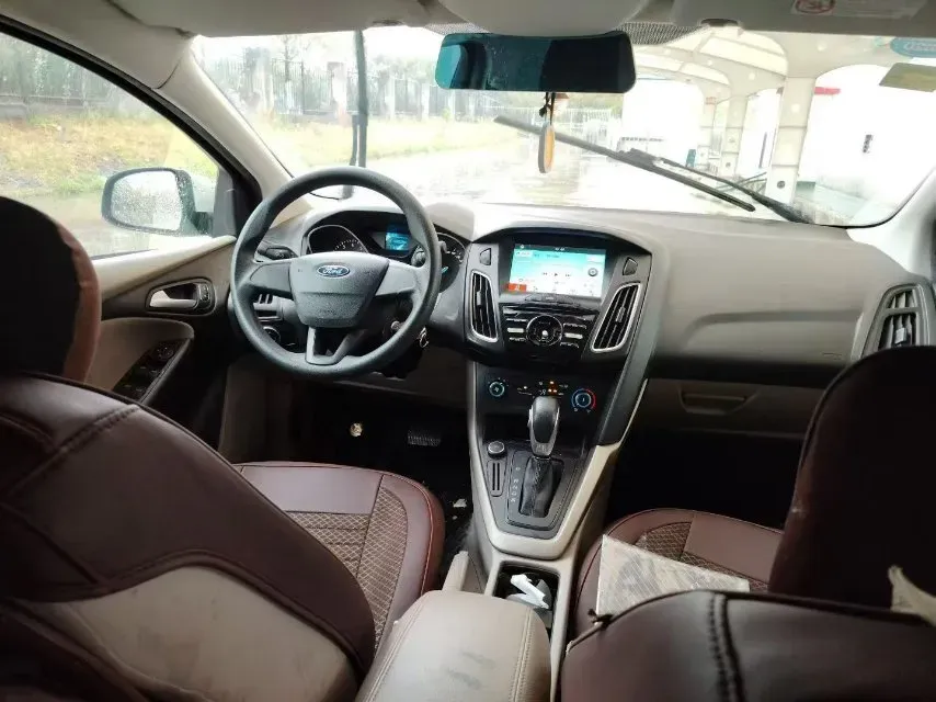 2017 Ford Focus 1.6L 125HP L4 6DCT,autocango,china used car exporter,china ev exporter,chinese used car exporter,chinese used ev exporter