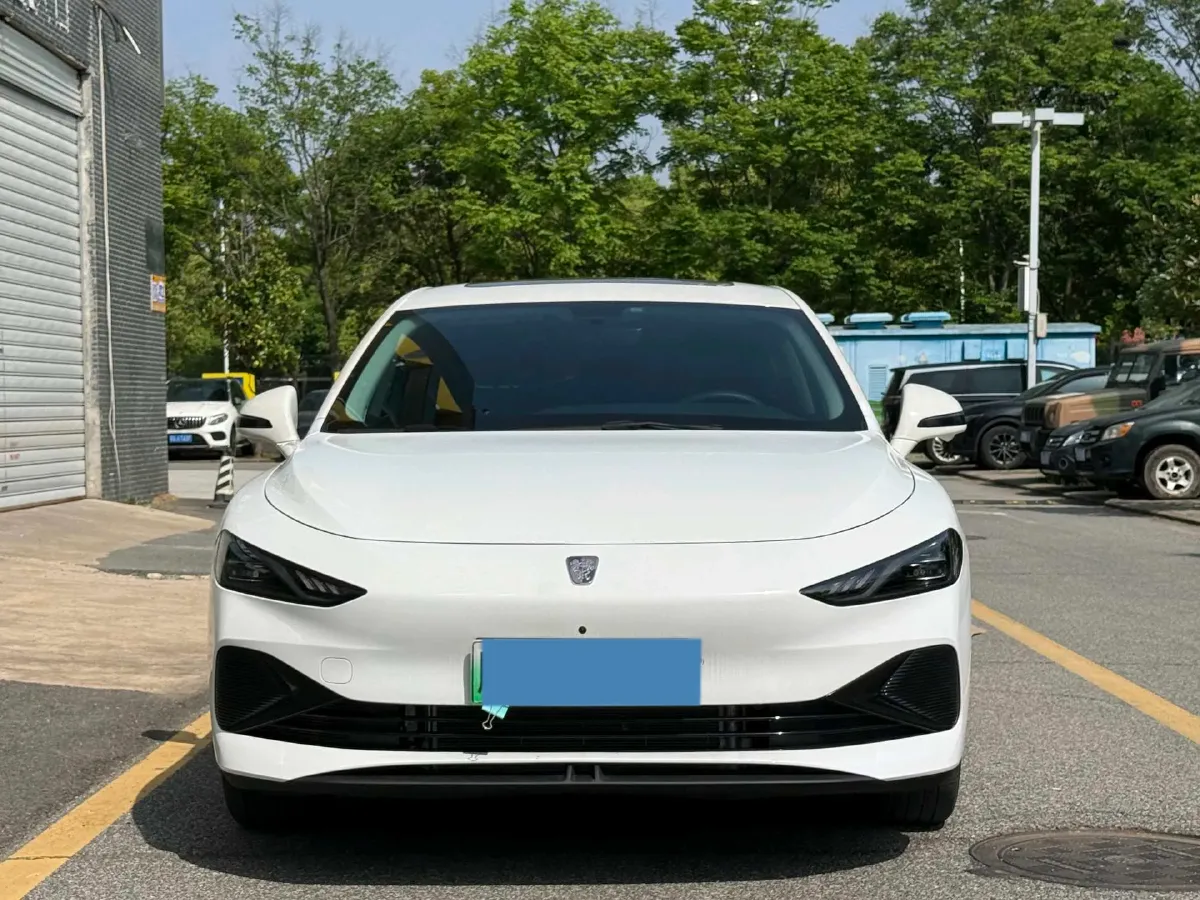 2025 Roewe D7 1.5L 112HP L4 1DHT PHEV 19.7KWH,autocango,china used car exporter,china ev exporter,chinese used car exporter,chinese used ev exporter