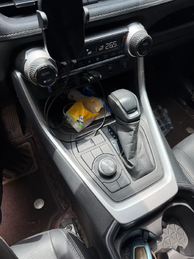 2020 Toyota Wildlander 2.0L 171HP L4 CVT,autocango,china used car exporter,china ev exporter,chinese used car exporter,chinese used ev exporter