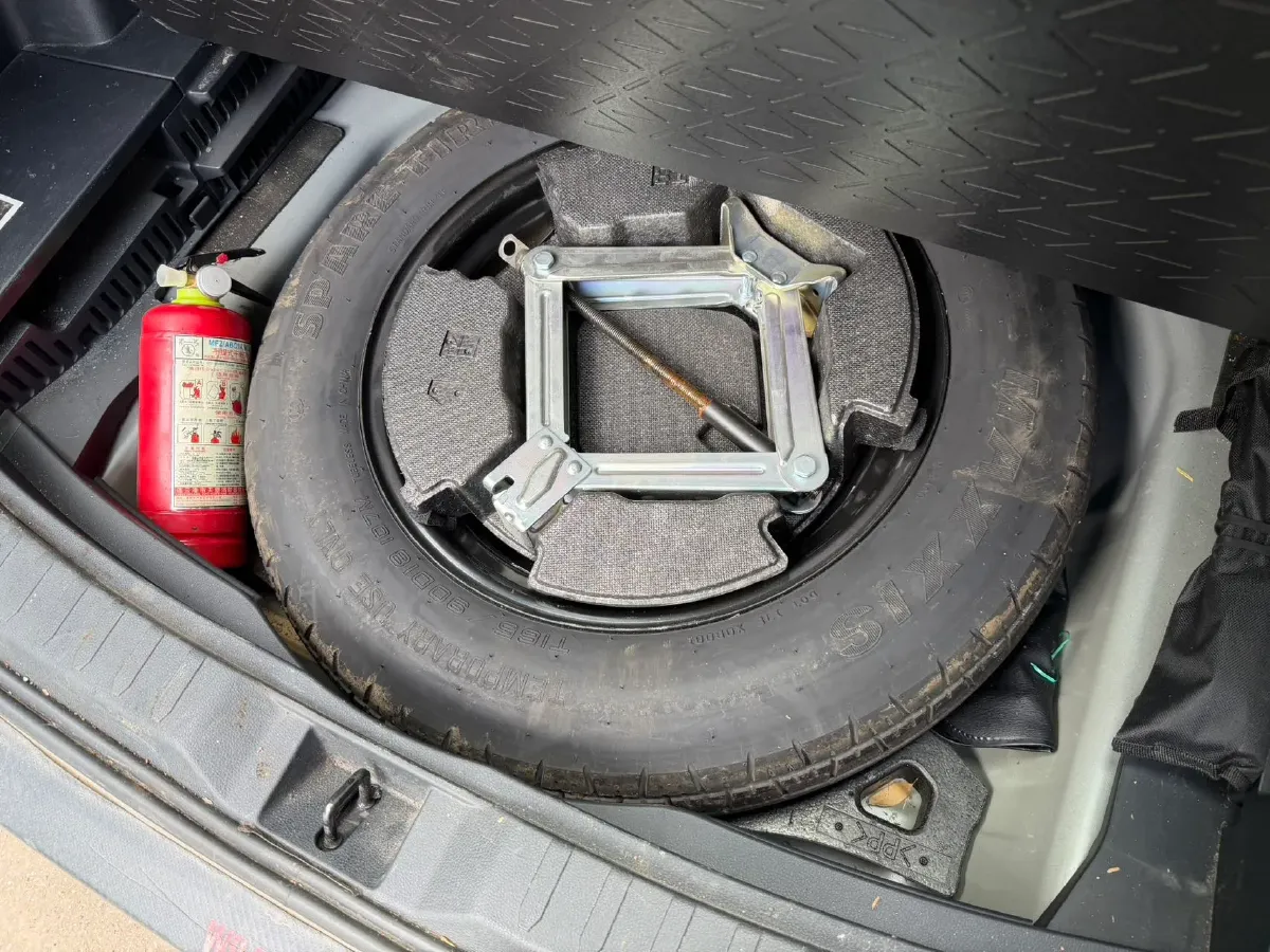 2020 Toyota Wildlander 2.0L 171HP L4 CVT,autocango,china used car exporter,china ev exporter,chinese used car exporter,chinese used ev exporter