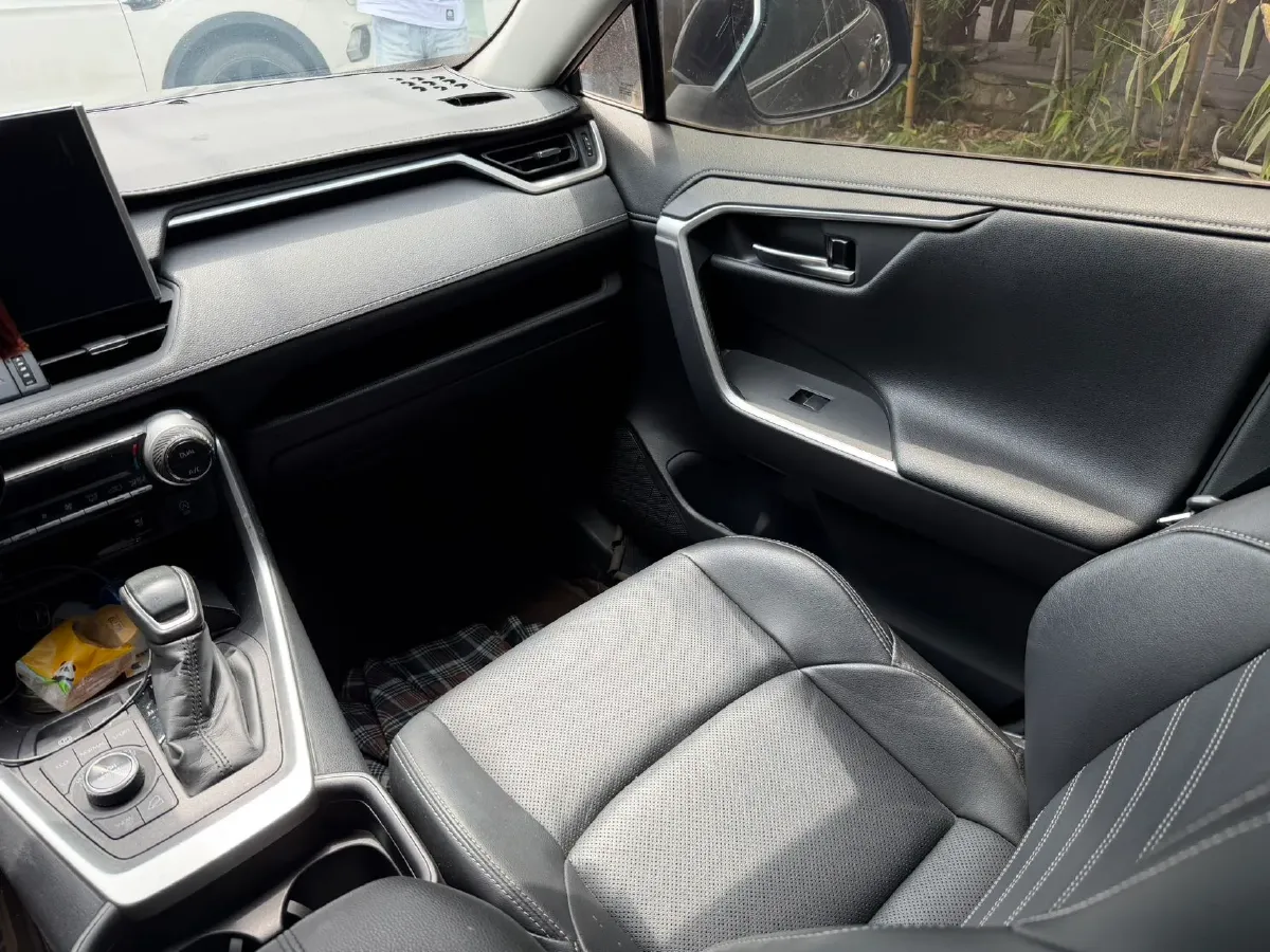 2020 Toyota Wildlander 2.0L 171HP L4 CVT,autocango,china used car exporter,china ev exporter,chinese used car exporter,chinese used ev exporter