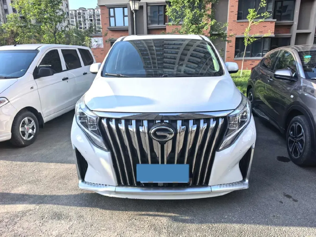 2021 GAC Trumpchi M8 2.0T 252HP L4 8AT,autocango,china used car exporter,china ev exporter,chinese used car exporter,chinese used ev exporter