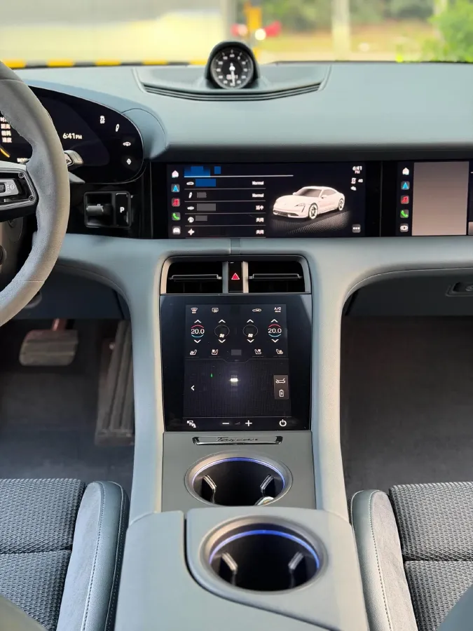 2022 Porsche Taycan 2AT BEV 79.2KWH,autocango,china used car exporter,china ev exporter,chinese used car exporter,chinese used ev exporter