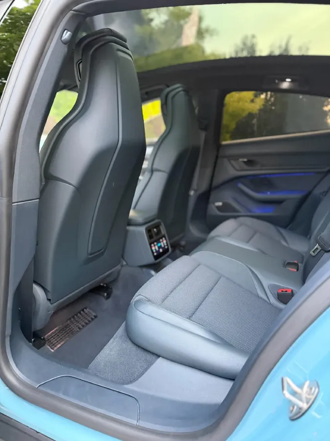 2022 Porsche Taycan 2AT BEV 79.2KWH,autocango,china used car exporter,china ev exporter,chinese used car exporter,chinese used ev exporter