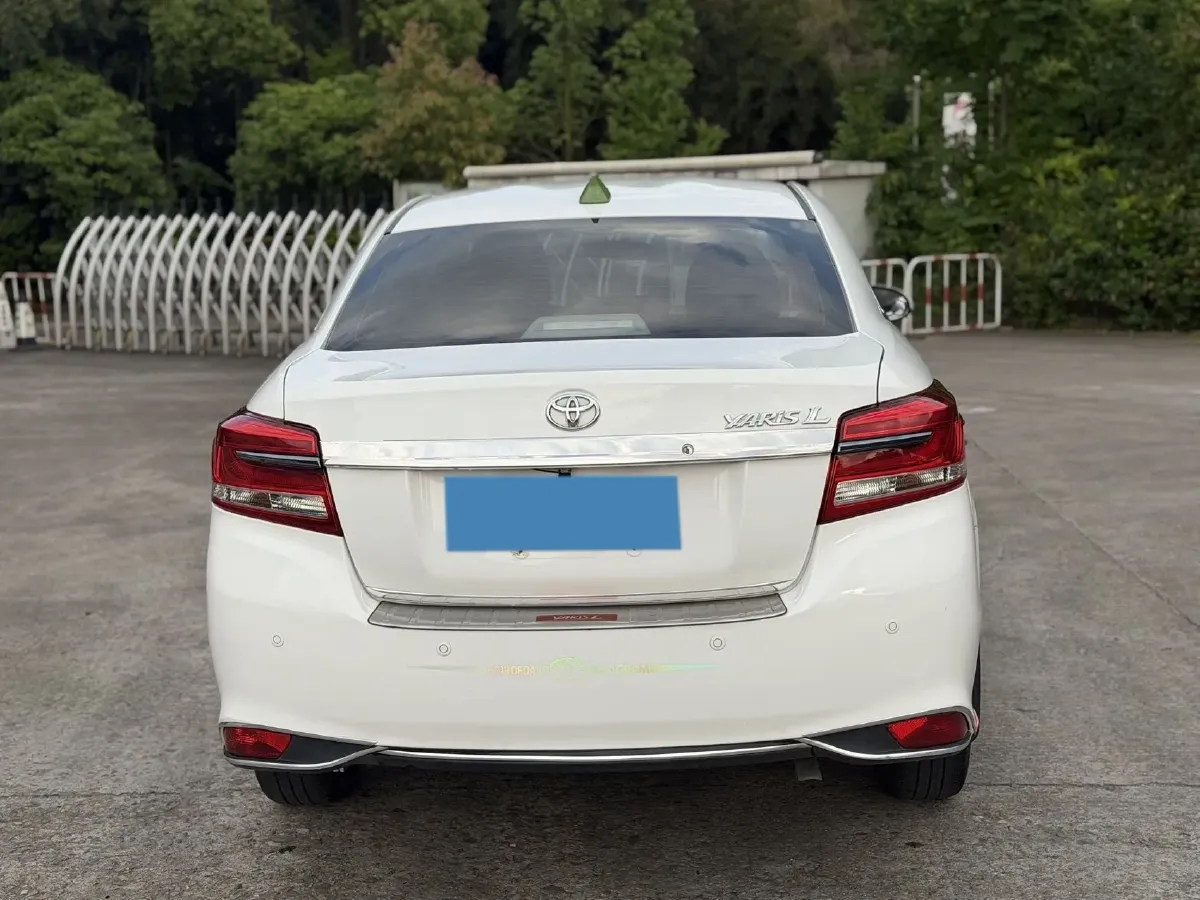 2021 Toyota Yaris L 1.5L 112HP L4 CVT,autocango,china used car exporter,china ev exporter,chinese used car exporter,chinese used ev exporter