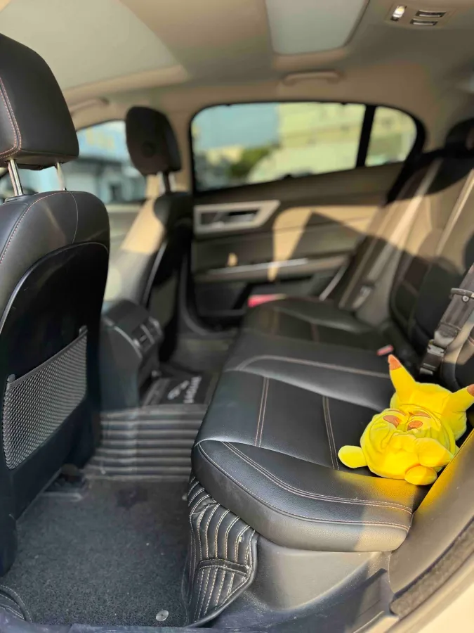 2019 Land Rover Discovery Sport 2.0T 200HP L4 9AT,autocango,china used car exporter,china ev exporter,chinese used car exporter,chinese used ev exporter