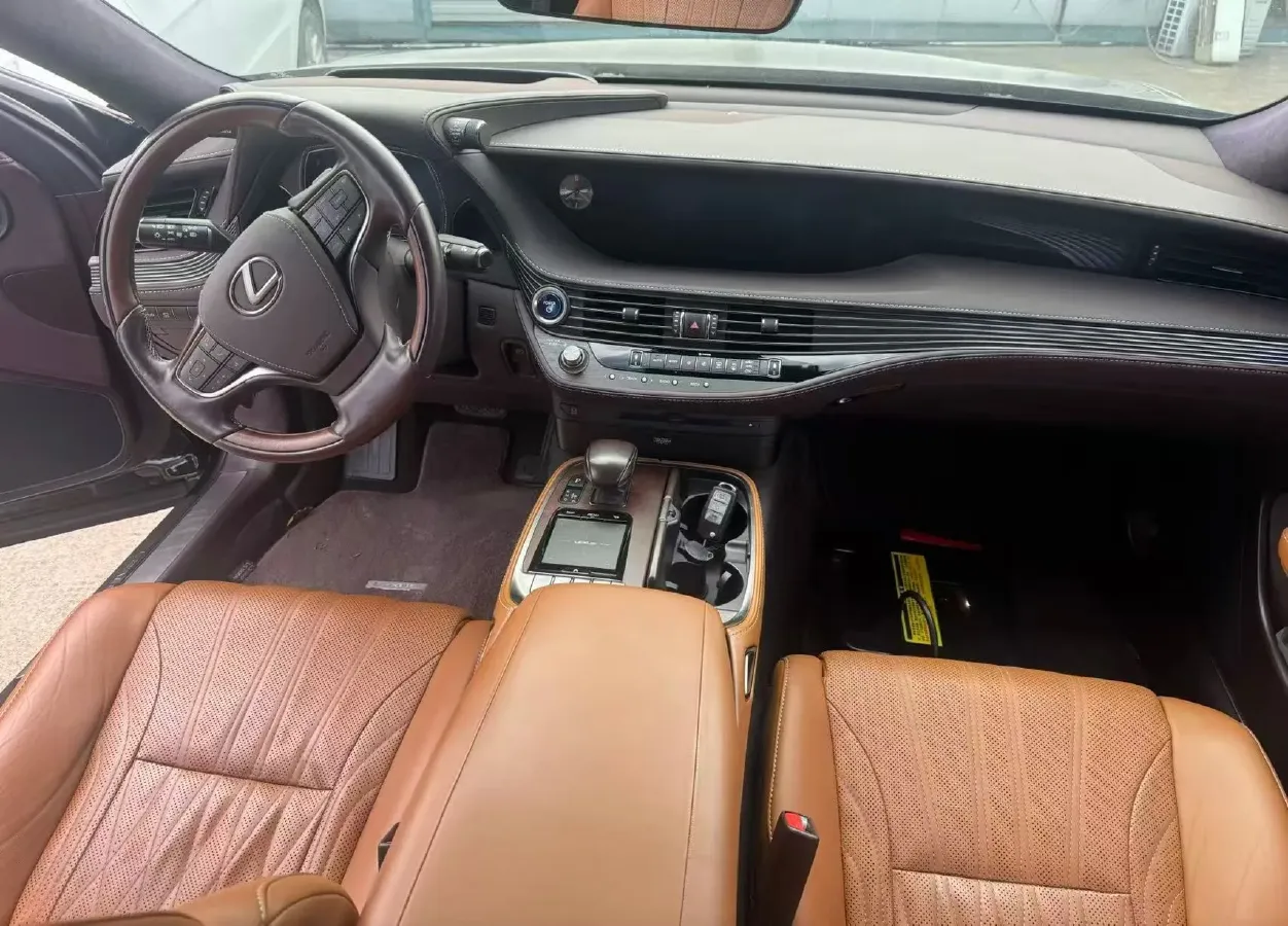 2018 Lexus LS 3.5L 299HP V6 E-CVT Hybrid,autocango,china used car exporter,china ev exporter,chinese used car exporter,chinese used ev exporter