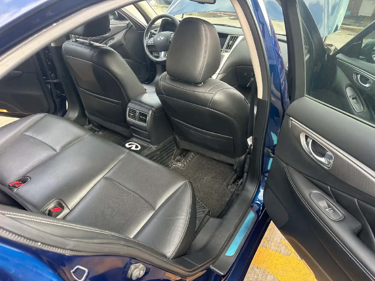 2016 Infiniti Q50L 2.0T 211HP L4 7AT,autocango,china used car exporter,china ev exporter,chinese used car exporter,chinese used ev exporter