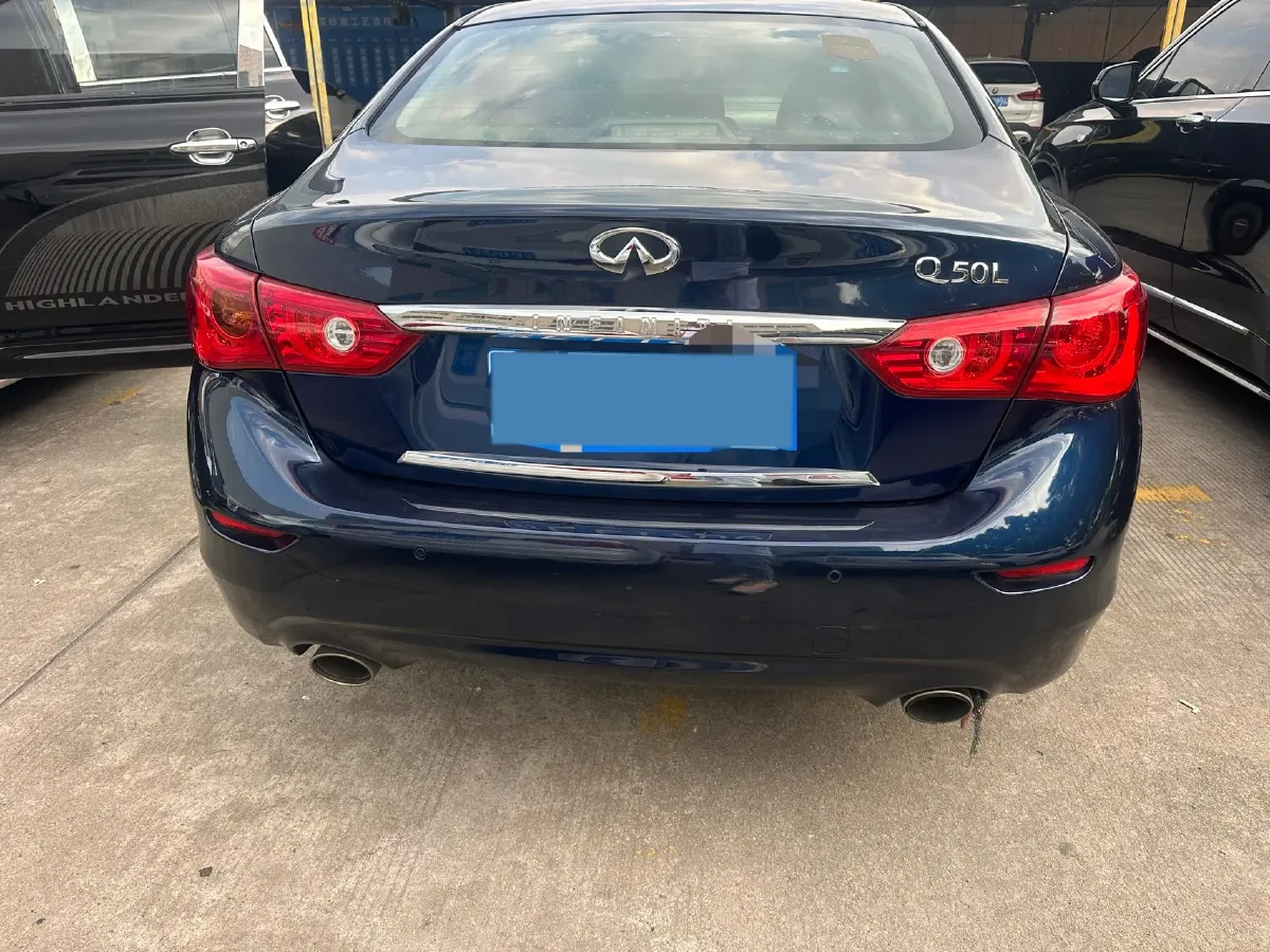 2016 Infiniti Q50L 2.0T 211HP L4 7AT,autocango,china used car exporter,china ev exporter,chinese used car exporter,chinese used ev exporter